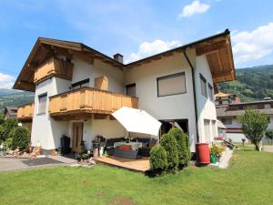Üldine mäevaade või majutusasutusest Apartment Schweiberer-3 by Interhome pildistatud vaade