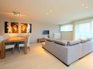 TV a/nebo společenská místnost v ubytování Apartment Cocoon by Interhome