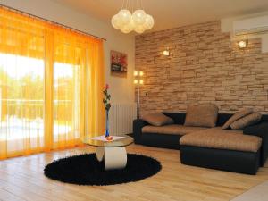 Posezení v ubytování Villa Lucija by Interhome