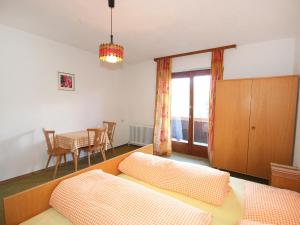 Postel nebo postele na pokoji v ubytování Apartment Dornauer-1 by Interhome