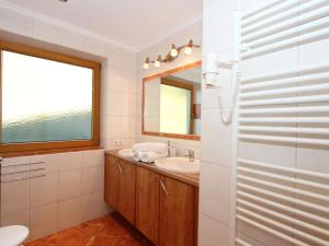 Kúpeľňa v ubytovaní Apartment Marina-1 by Interhome