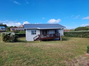 Το κτήριο όπου στεγάζεται  η παραθεριστική κατοικία