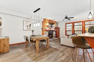 Gallery image of Les Eaux 225-1 by Escapades Tremblant in Mont-Tremblant