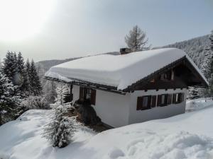 Obiekt Holiday Home Lotte by Interhome zimą