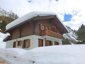 Fotografie z fotogalerie ubytování Chalet Notre Rêve by Interhome v destinaci Zinal