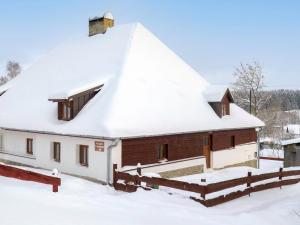 Holiday Home Lenora I by Interhome v zimě