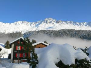 Nespecifikovaný výhled na hory nebo výhled na hory při pohledu z apartmánu