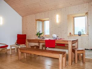 Istumisnurk majutusasutuses Holiday Home La Cassìna by Interhome