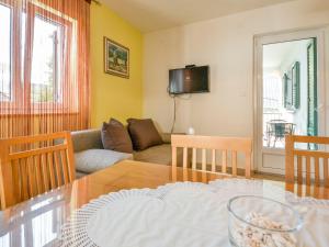 Fotografie z fotogalerie ubytování Apartment Angelina-1 by Interhome v destinaci Karlobag