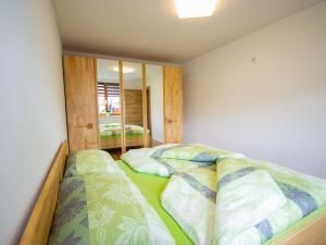 Posteľ alebo postele v izbe v ubytovaní Apartment Mundlers Hoamatl Top 3 by Interhome