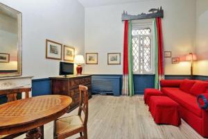 Posedenie v ubytovaní Studio Apt In Rome City Centre Via Gregoriana by Halldis