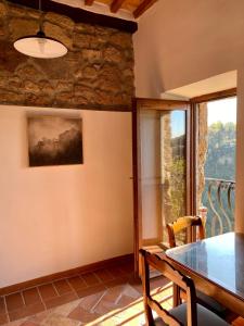 Fotografia z galérie ubytovania La Sorpresa Monolocale con VISTA VALLATA v destinácii Pitigliano