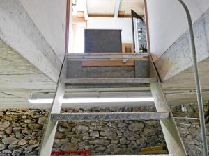 Palanda nebo palandy na pokoji v ubytování Holiday Home Rustico Andrea by Interhome