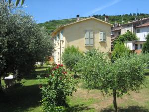 Gallery image of Due Archi in SantʼAmbrogio di Valpolicella