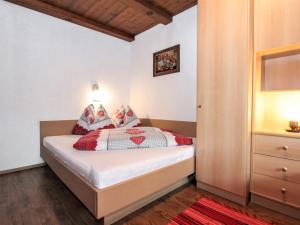 Postel nebo postele na pokoji v ubytování Apartment Widner by Interhome
