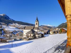 Nespecifikovaný výhled na hory nebo výhled na hory při pohledu z apartmánu