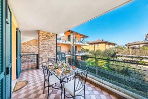 A balcony or terrace at Annamaria 9 Apartment by Wonderful Italy