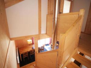 Kuchnia lub aneks kuchenny w obiekcie Chalet Klippitzrose by Interhome