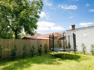 Vonkajšia záhrada v ubytovaní Holiday Home Marian by Interhome