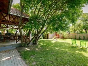 Vonkajšia záhrada v ubytovaní Holiday Home Marian by Interhome