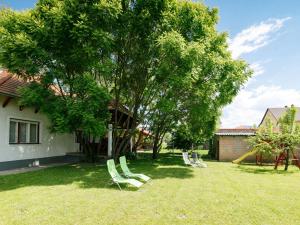 Vonkajšia záhrada v ubytovaní Holiday Home Marian by Interhome