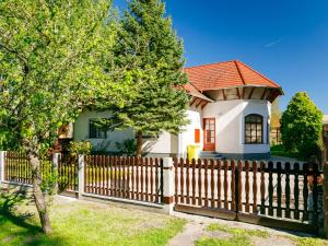 Vonkajšia záhrada v ubytovaní Holiday Home Marian by Interhome