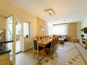 Posedenie v ubytovaní Holiday Home Marian by Interhome