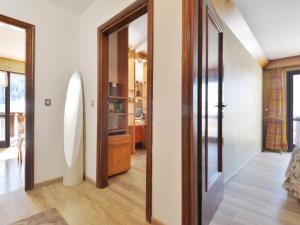 Fotografia z galérie ubytovania Apartment Condominio al Parco-9 by Interhome v destinácii Canazei