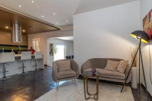 Kuchyňa alebo kuchynka v ubytovaní Apartments Villa Pupa