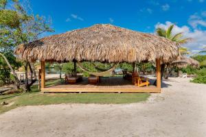 Zahrada ubytování Barefoot Cay Resort