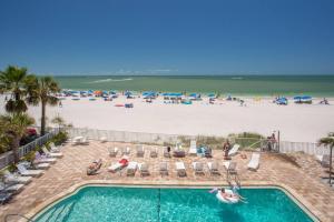 Gallery image of 202 - Sandy Shores in St. Pete Beach