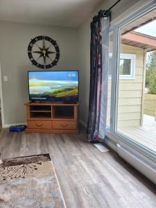 Televisor o centre d'entreteniment de Michaels Bay Getaway on Manitoulin Island