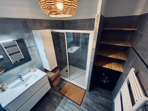 Koupelna v ubytování Casa Petra SALGA + 13 fotografií