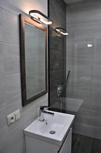 Um banheiro em Superior Apartment on Kostava