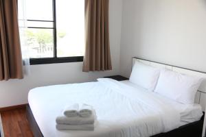 Imagen de la galería de V-twin Donjan Service Apartment, en Chiang Mai