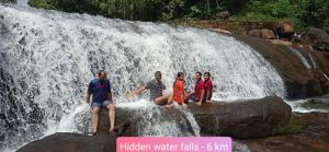 Hosté ubytování Doddakallu Betta Homestay Coorg