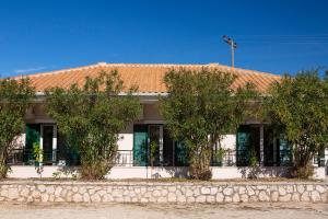 The building in which the holiday home is located