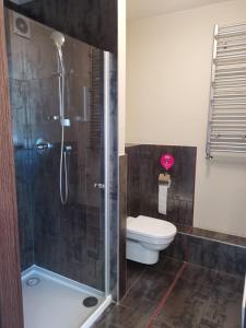 Kúpeľňa v ubytovaní 317 w ROYAL TULI SAND prywatny APARTAMENT przy plaży z aneksem kuchennym