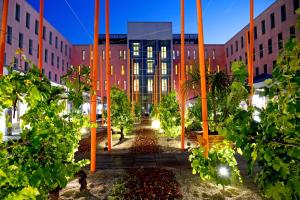 Jardí fora de Radisson Blu Hotel Toulouse Airport