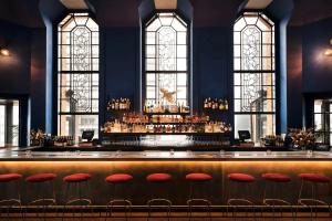 Lounge nebo bar v ubytování The Beekman Tower, Trademark Collection by Wyndham