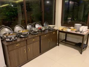 ホテルの敷地内または近くでの食事または食べ物