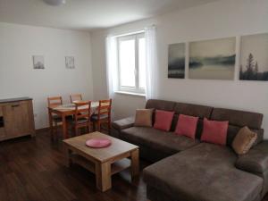 Posezení v ubytování Apartmány U Stříbrných