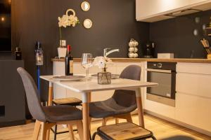 Kuchyň nebo kuchyňský kout v ubytování Appartement Le Labes