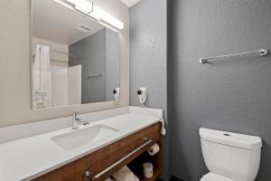 Un baño de Extended Stay America Premier Suites - Miami - Downtown Brickell - Cruise Port