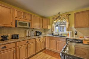 Fotografie z fotogalerie ubytování Spacious Home by Finger Lakes and Watkins Glen! v destinaci Burdett