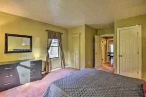 Fotografie z fotogalerie ubytování Spacious Home by Finger Lakes and Watkins Glen! v destinaci Burdett