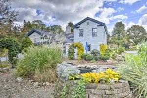 Fotografie z fotogalerie ubytování Spacious Home by Finger Lakes and Watkins Glen! v destinaci Burdett