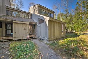 Gallery image of Cozy Family Home with Fireplace Less Than 1 Mi to Lake! in Harbor Springs