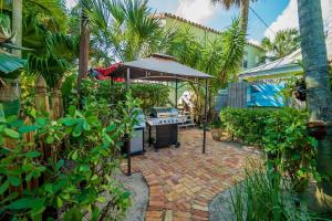 Gallery image of Tropical Nola Studio Vacation Rental in West Palm Beach