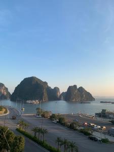 Gallery image of The Confetti hotel in Ha Long